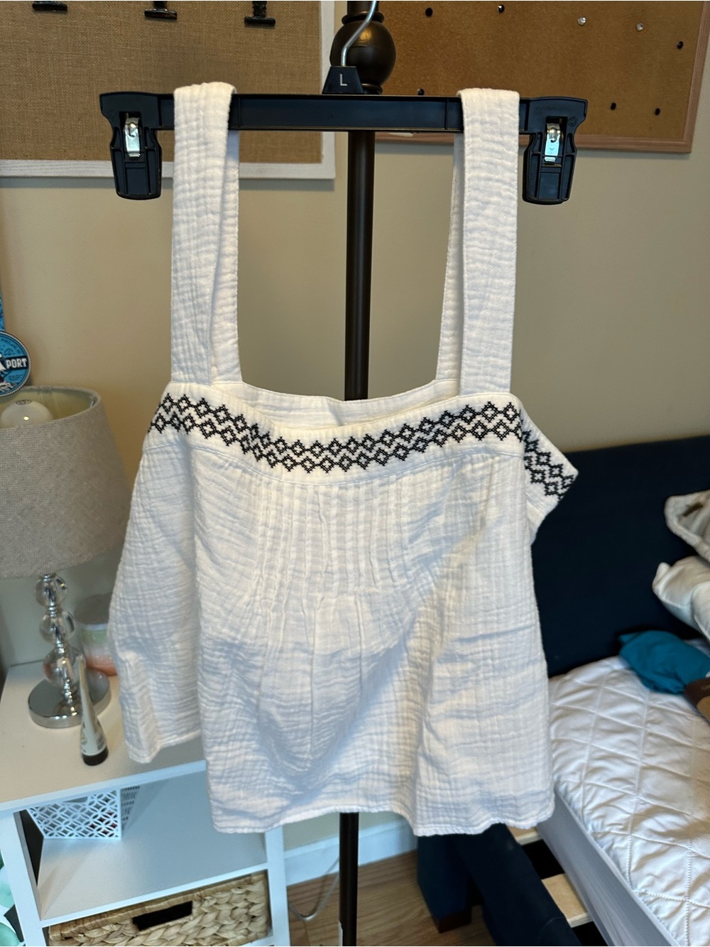Express White Cotton Embroidered Square-Neck Crop Top